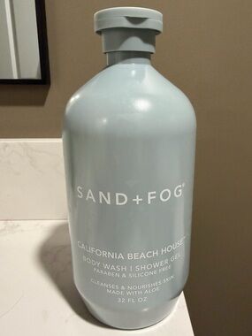 SAND+FOG California Beach House Body Wash - Light Blue
